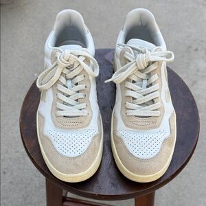Veja Low-Top Sneakers in White and Beige